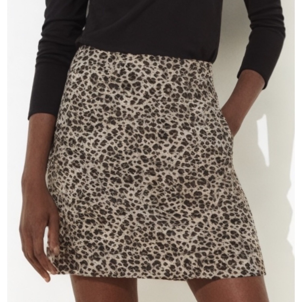 Ann Taylor LOFT‎ Leopard Print Knit Pencil Mini Skirt 0P Black Tan Casual Chic